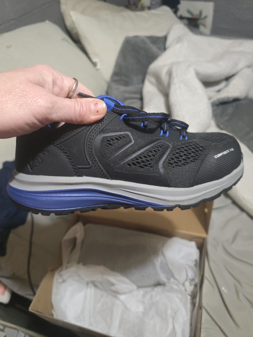 Avia Men's Black Athletic Shoe with Blue Highlights